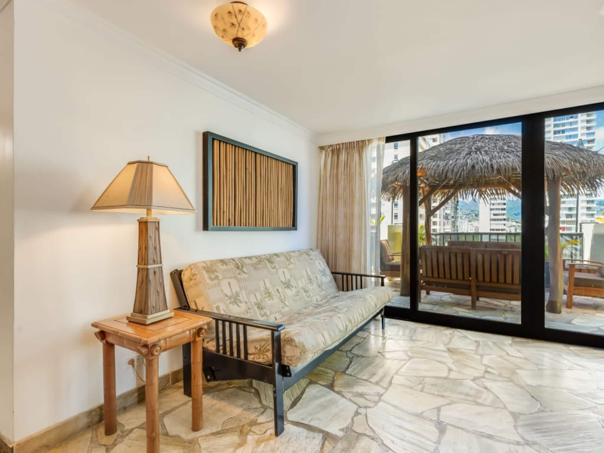 Condo in Honolulu · ★4.2 · 1 bedroom · 3 beds · 1 private bath - Image 36
