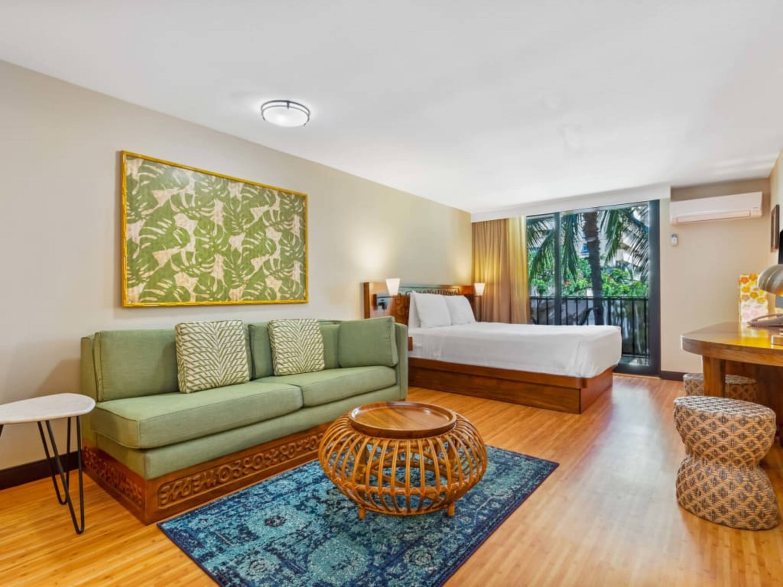 Condo in Honolulu · ★4.2 · Studio · 2 beds · 1 bath - Image 20