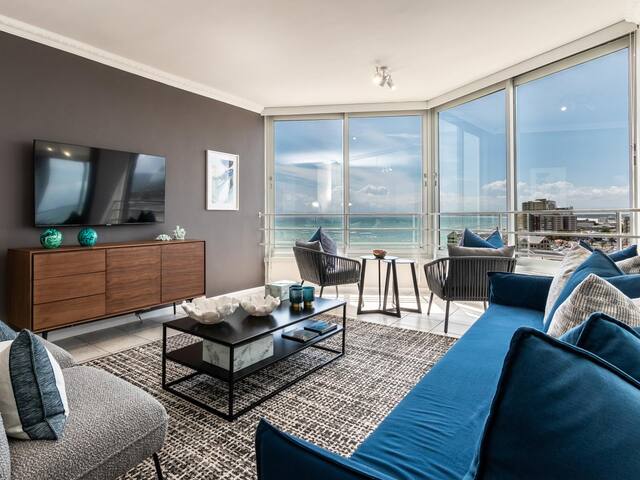 Ashley on Beach Strand 1101 – Luxury Style