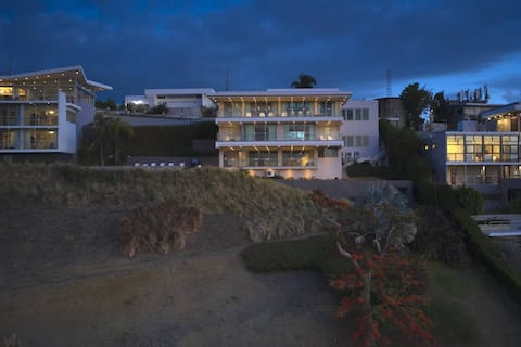 Amazing Views, Villa, Great for Groups, Pool