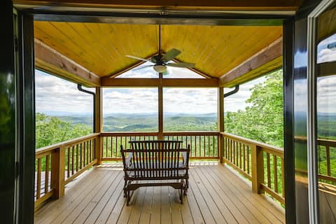 Mountaintop Murphy Cabin: Hot Tub & Game Room
