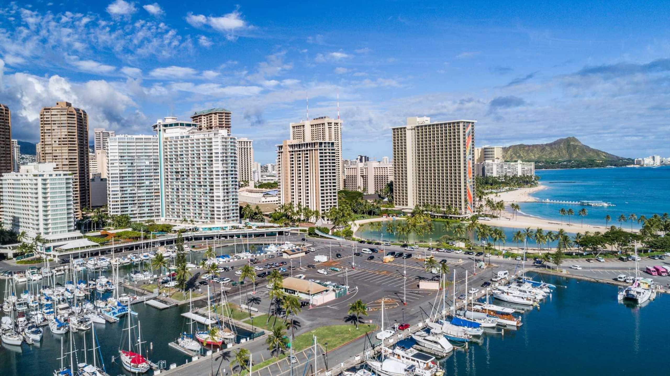 Condo in Honolulu · ★4.7 · 1 bedroom · 2 beds · 1 private bath - Image 24