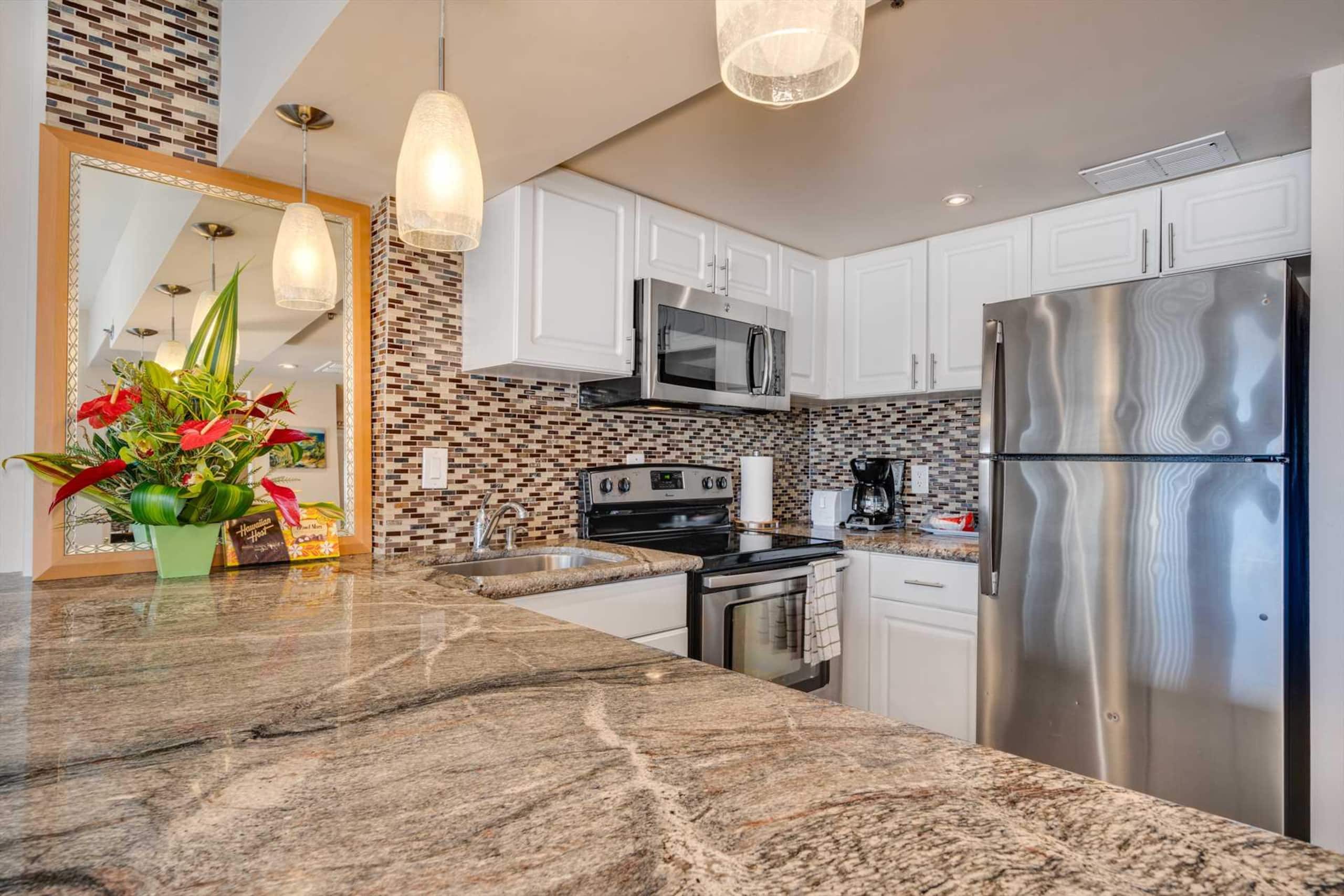 Condo in Honolulu · ★4.7 · 1 bedroom · 2 beds · 1 private bath - Image 18