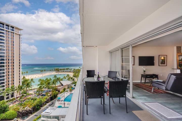 Ilikai 1128 Ocean/lagoon Views / Free Parking / King Bed, Q Sofa Bed - Honolulu, HI