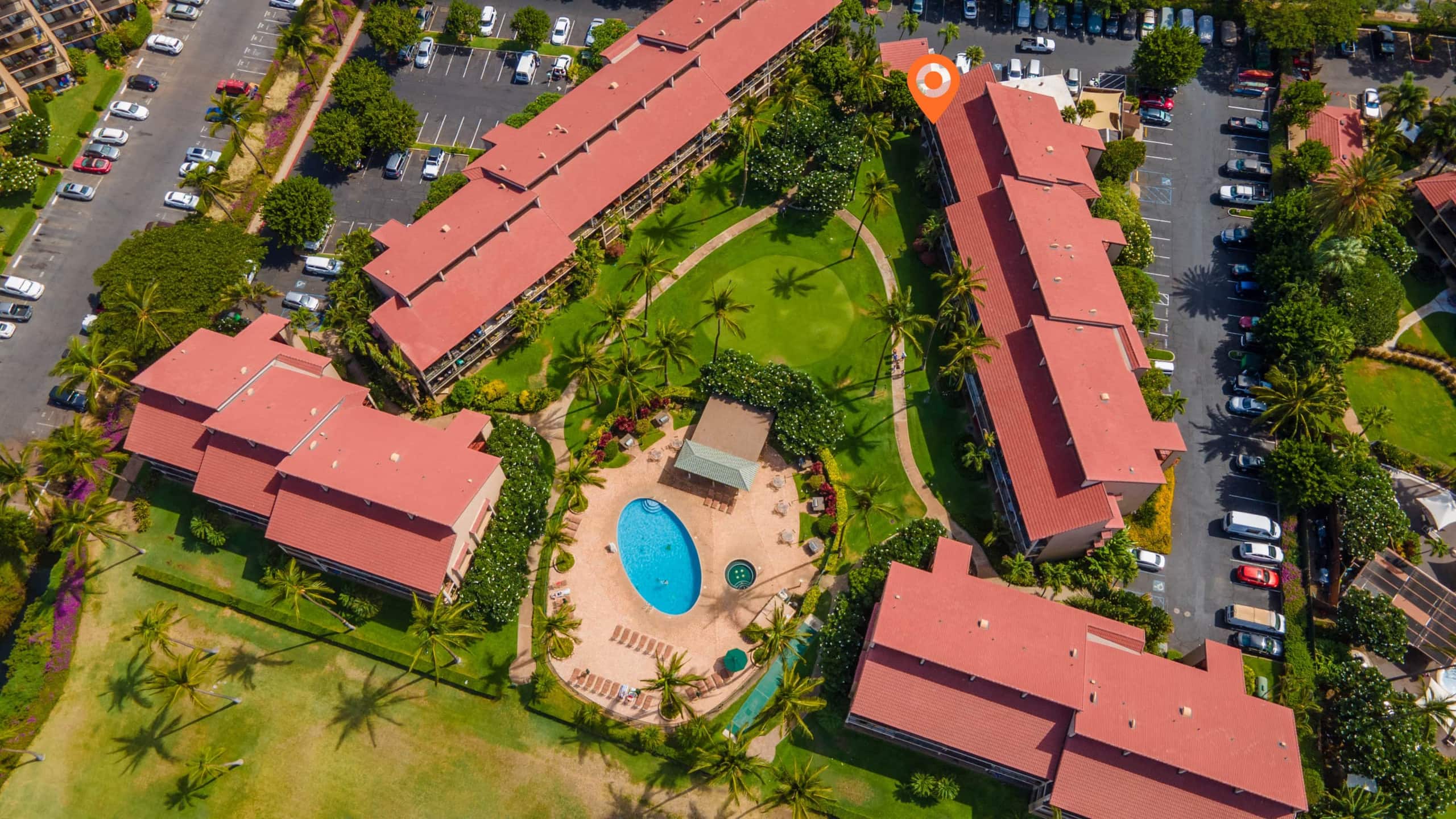 Magnificent Sunsets and Beachfront at Luana Kai - Image 23