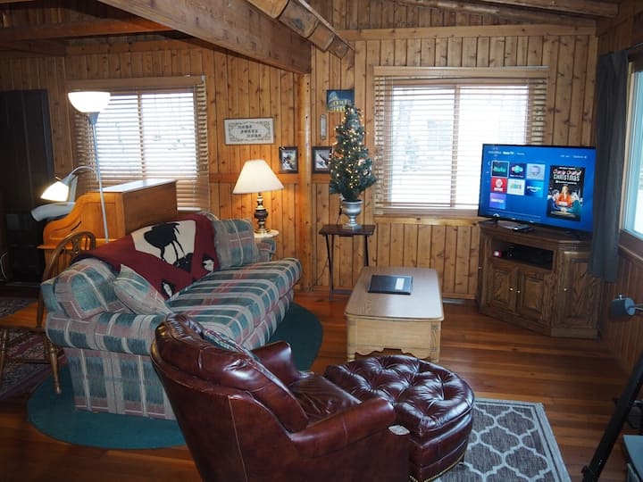 The Crystalaire Cabin - Charming And Relaxing! - Door County, WI