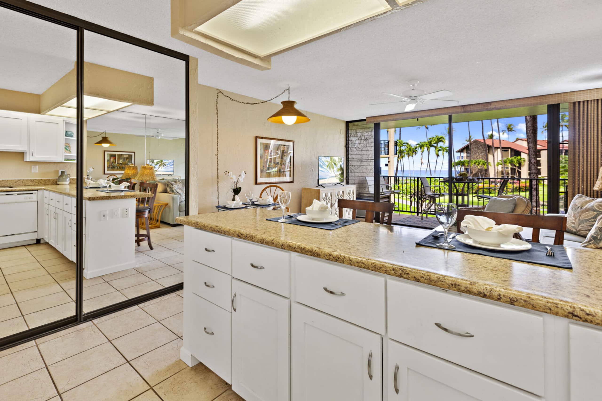 Condo in Lahaina · ★4.23 · 1 bedroom · 2 beds · 1 bath - Image 12