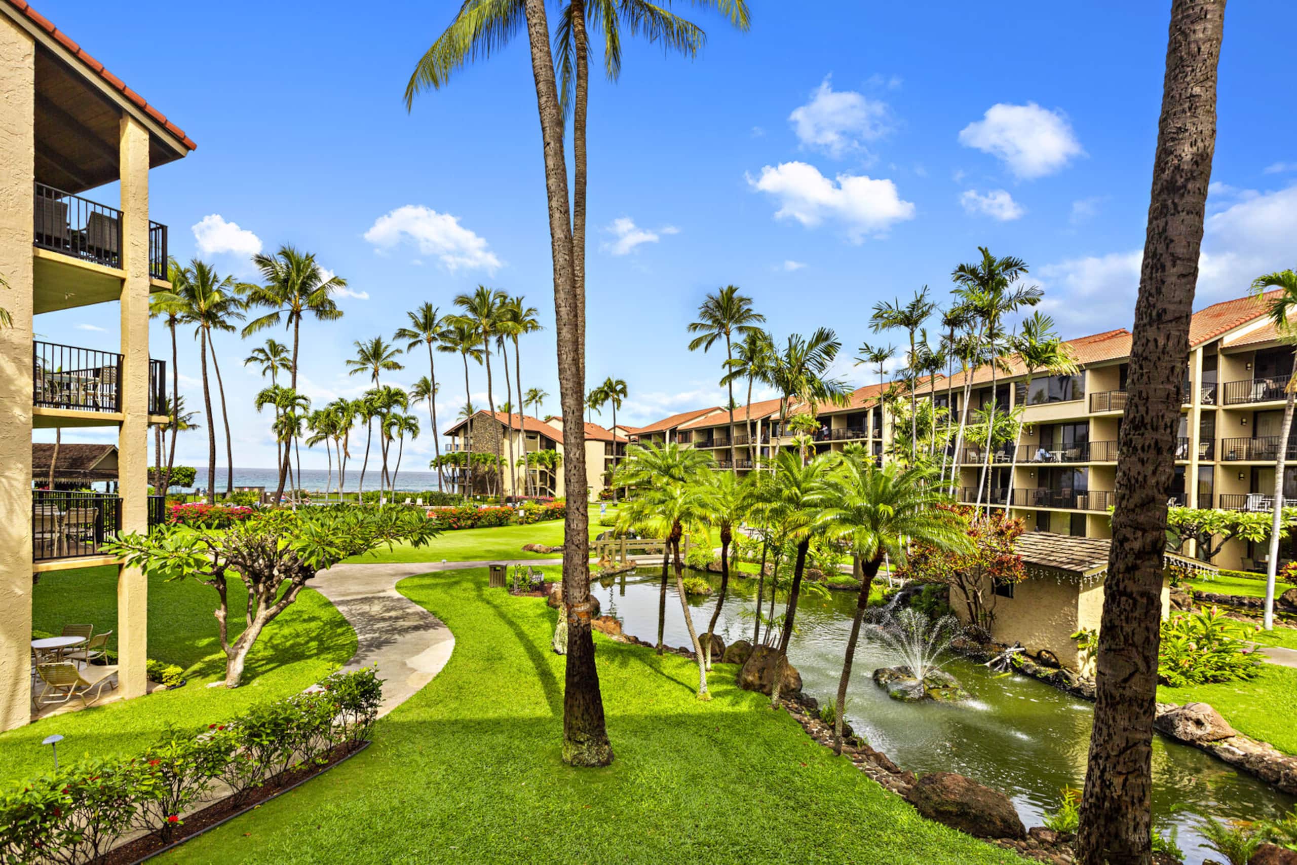Condo in Lahaina · ★4.23 · 1 bedroom · 2 beds · 1 bath - Image 24