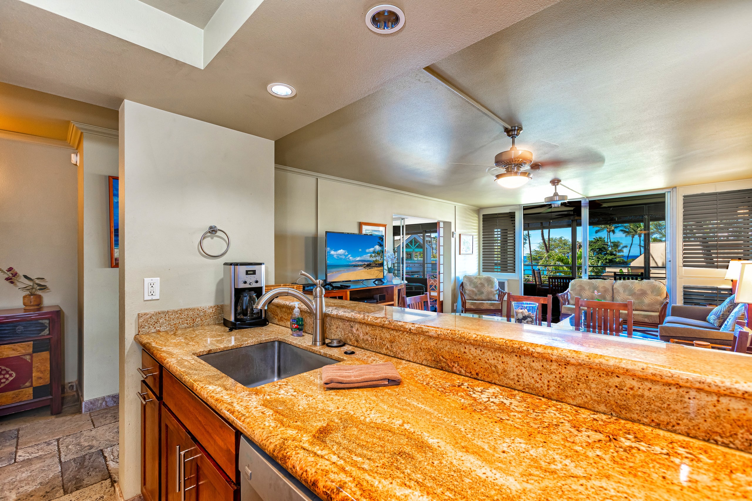 Condo in Kihei · ★4.75 · 3 bedrooms · 4 beds · 2 baths - Image 26