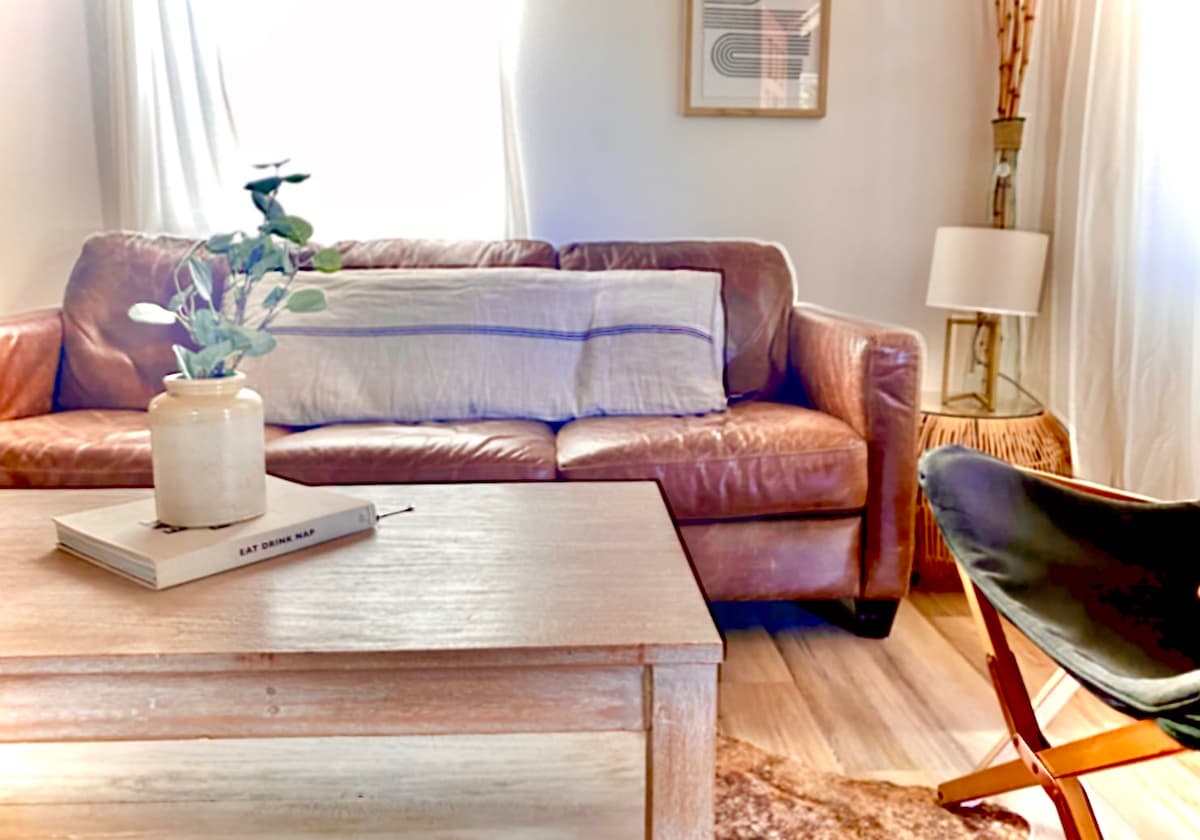 Sweet Bungalow | East Austin Retreat | Walkable