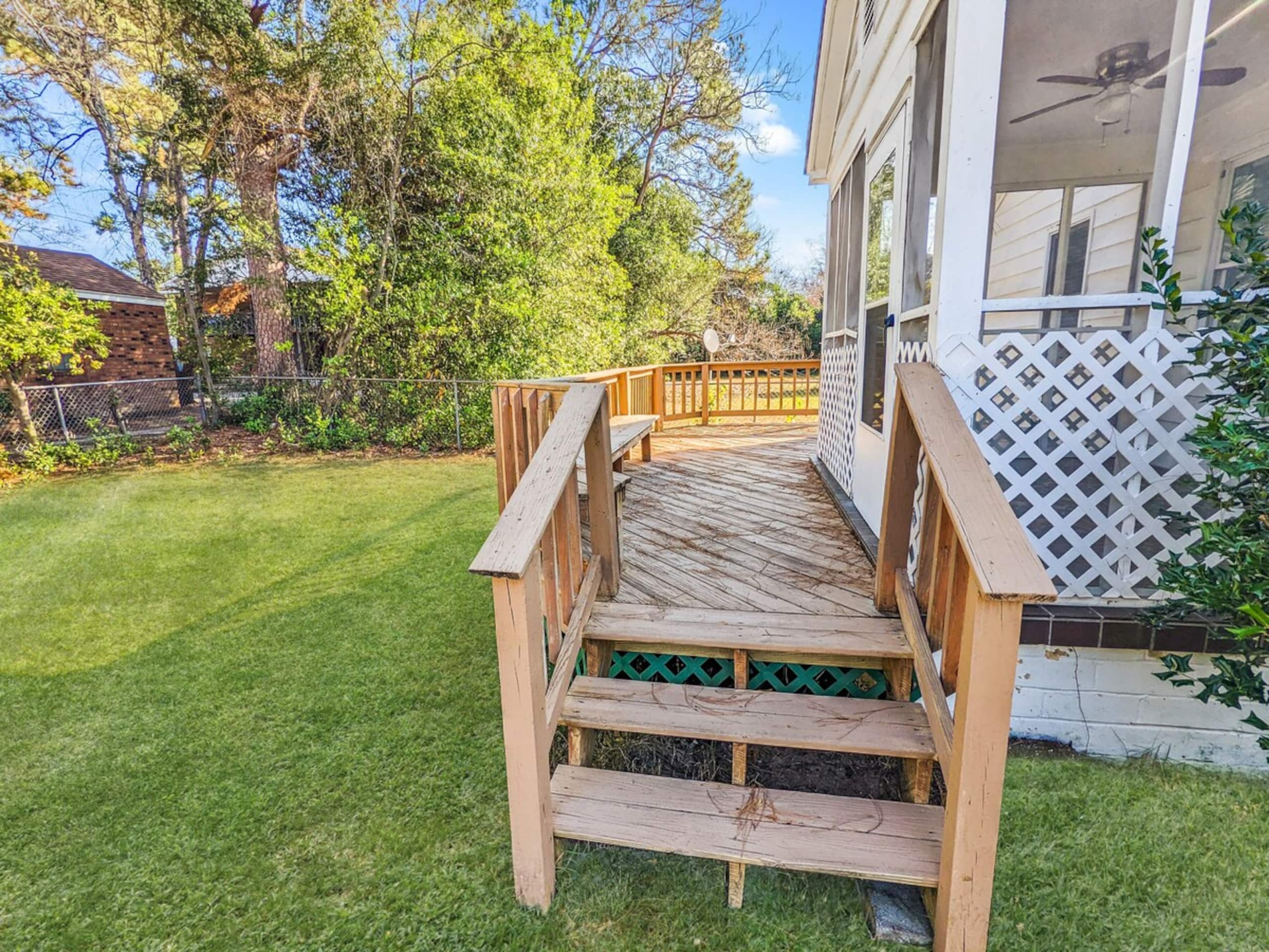 Royal Crown - Fenced, Pets, Fast Wifi - Photo 17