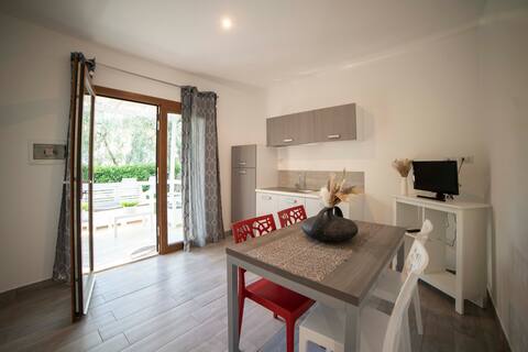 &quot;saracena&quot; Holiday Home with Private Beach and Swimming Pool