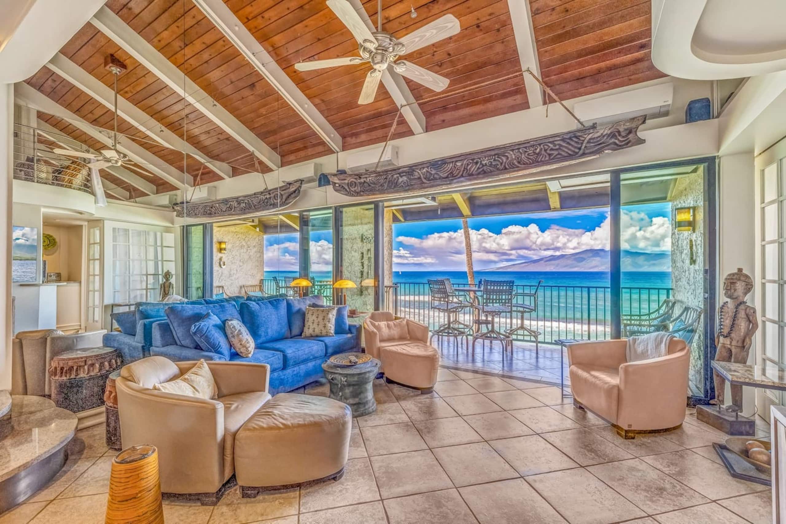 Condo in Lahaina · ★4.87 · 3 bedrooms · 5 beds · 2 baths - Image 1