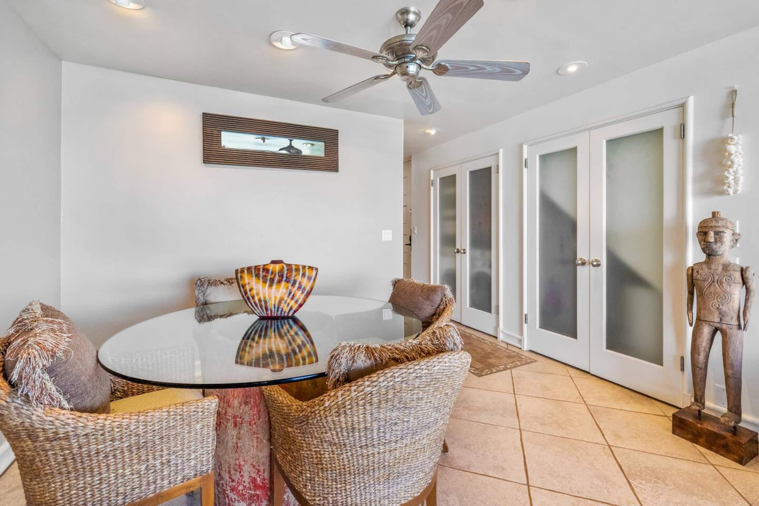 Condo in Lahaina · ★4.87 · 3 bedrooms · 5 beds · 2 baths - Image 13