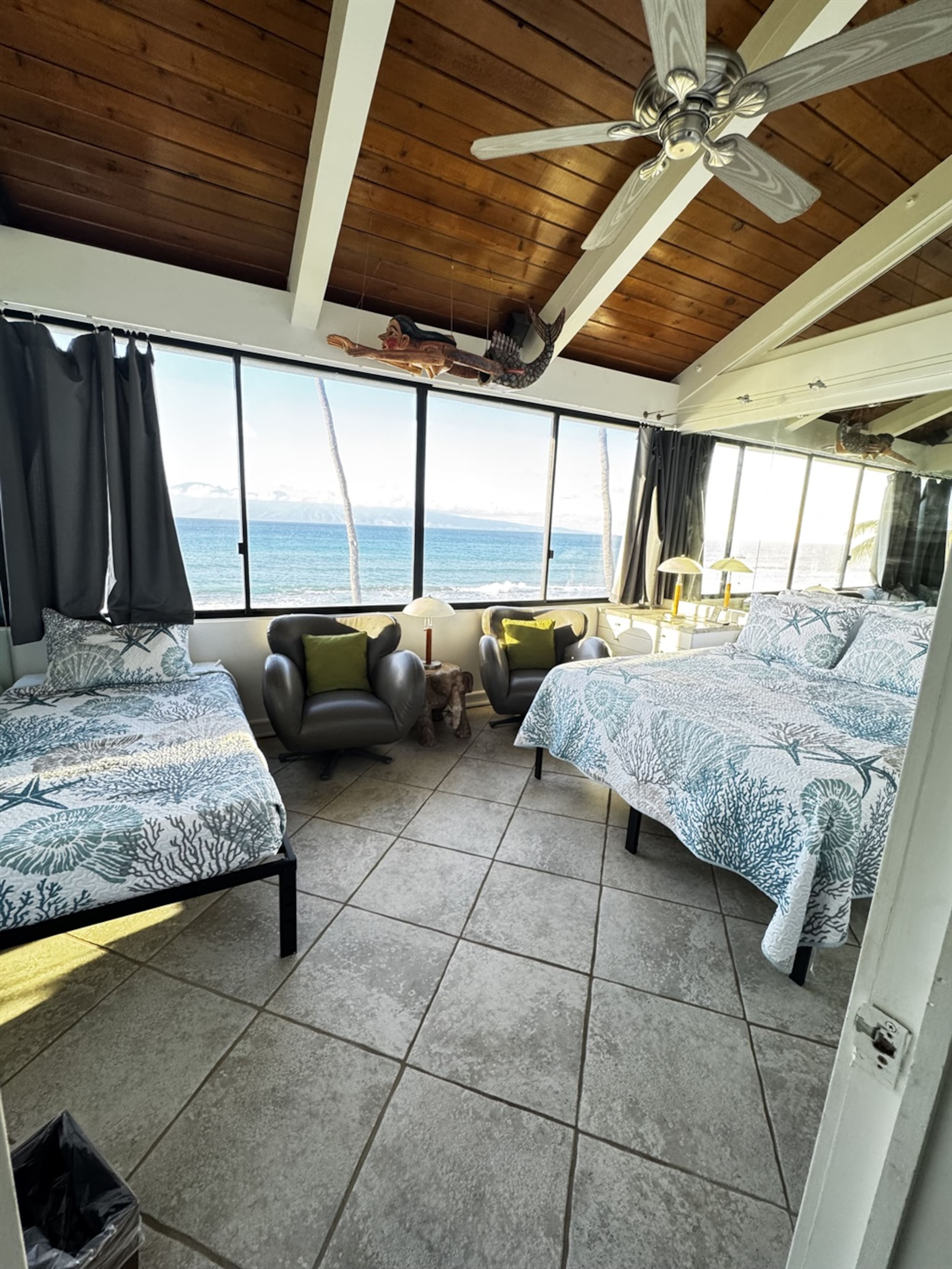 Condo in Lahaina · ★4.87 · 3 bedrooms · 5 beds · 2 baths - Image 15