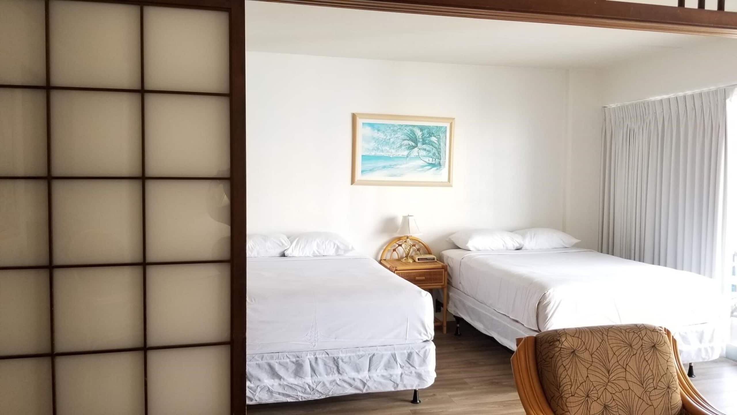 Condo in Honolulu · ★4.8 · Studio · 1 private bath - Image 7