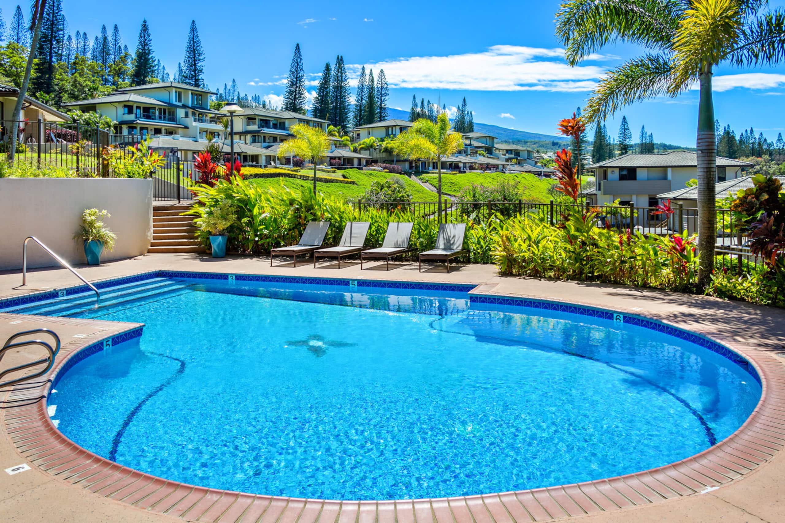 Condo in Lahaina · ★4.65 · 2 bedrooms · 4 beds · 2 baths - Image 35