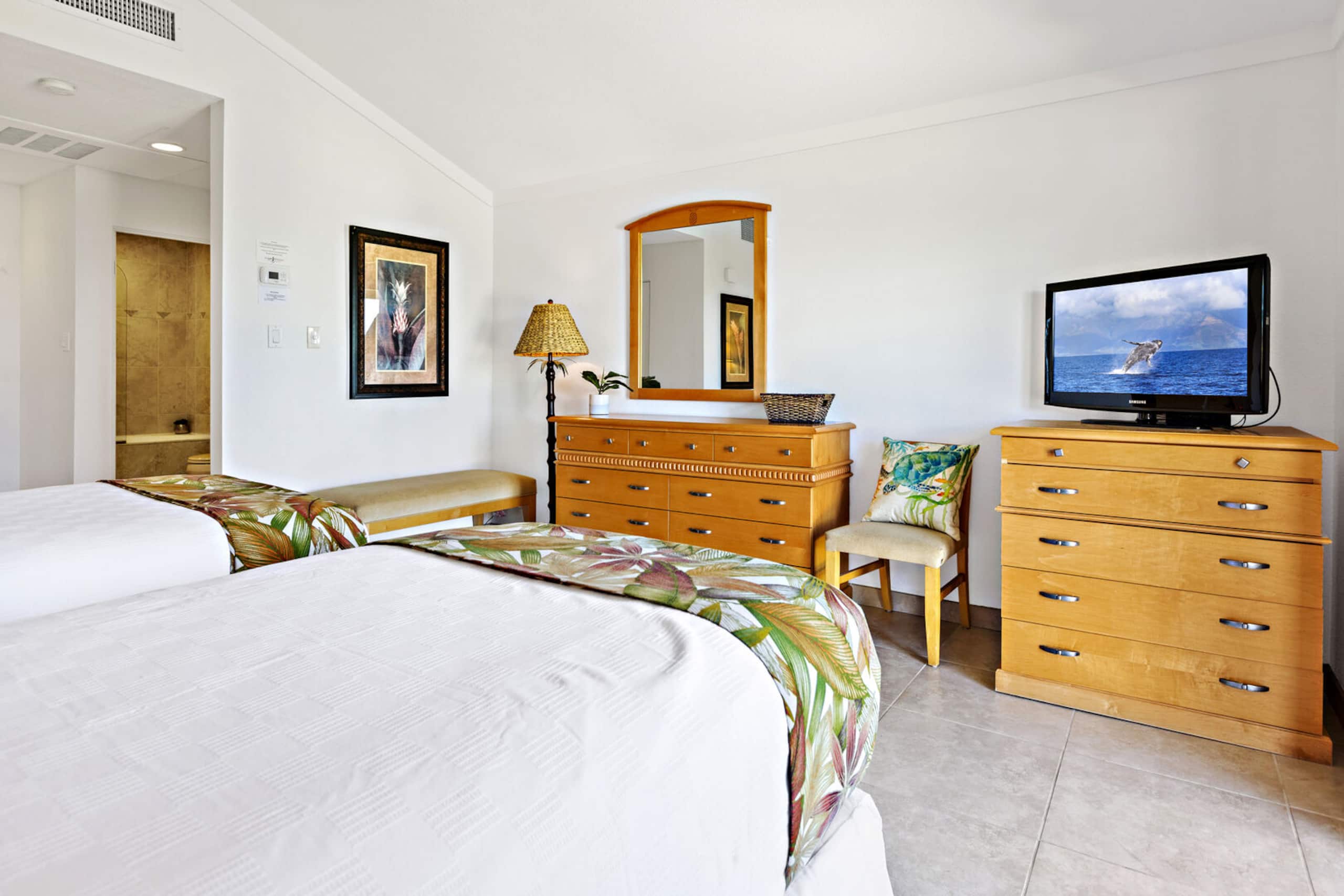 Condo in Lahaina · ★4.65 · 2 bedrooms · 4 beds · 2 baths - Image 25