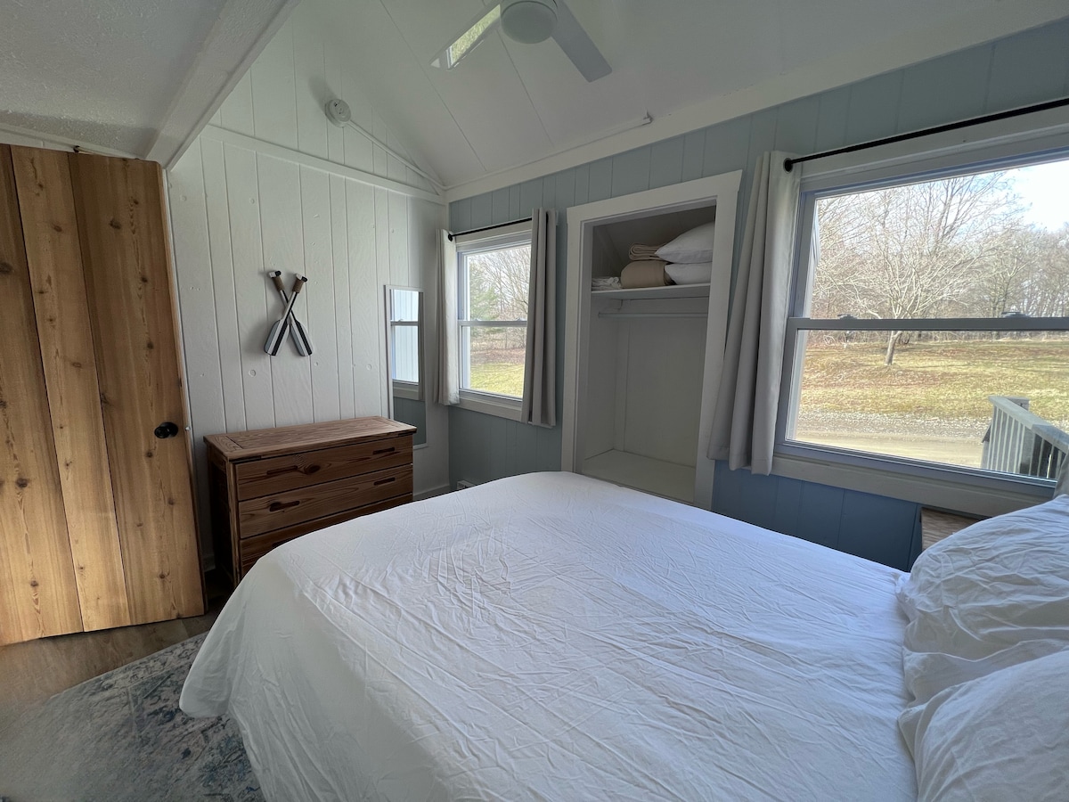 1 - ви етаж спалня с пълно легло