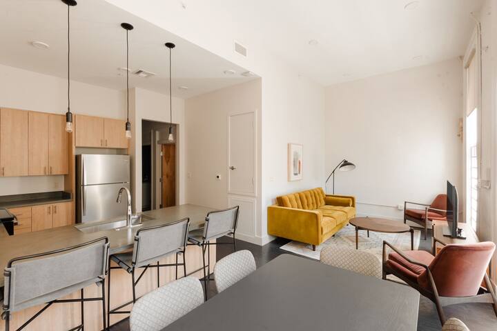 Sonder The Gallier | Four-Bedroom Apartment gallery image 5