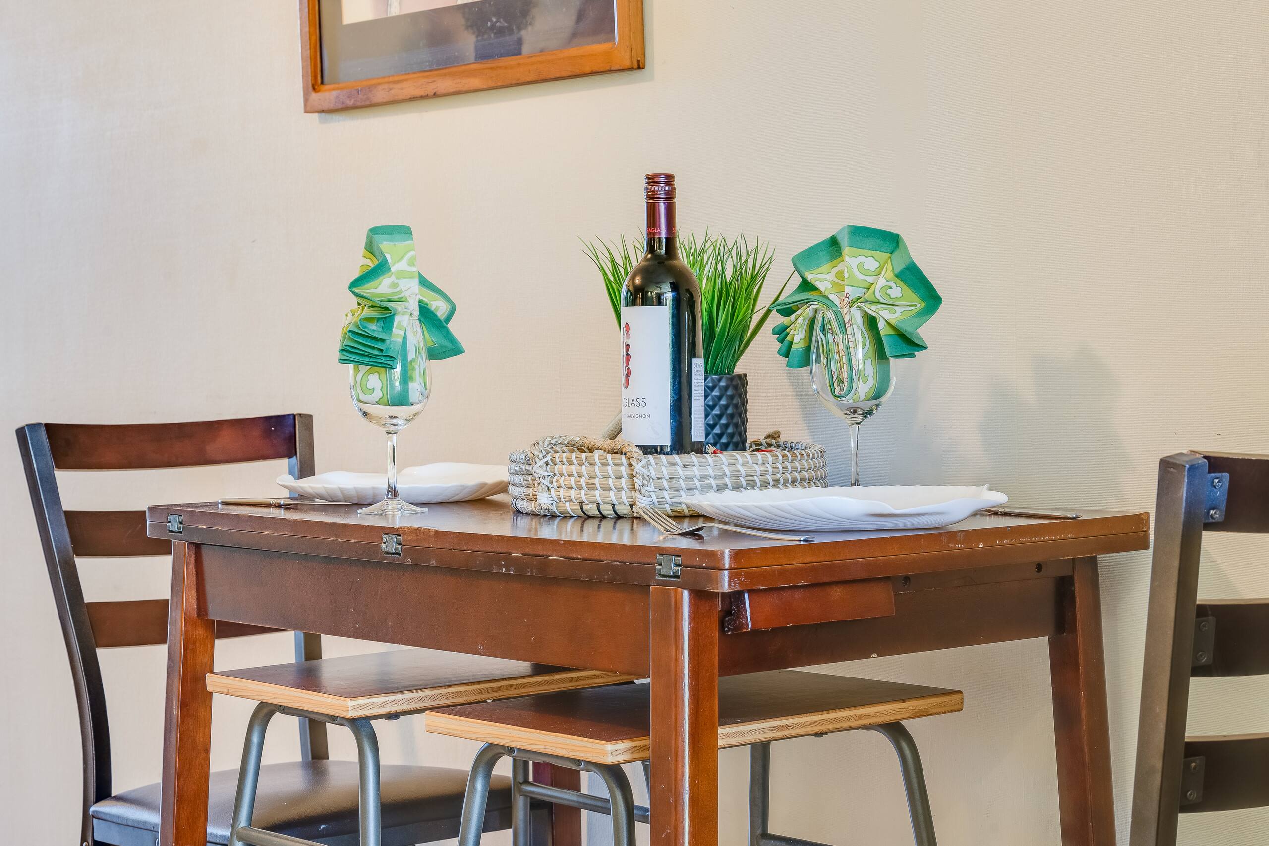 Condo in Lahaina · ★4.2 · 1 bedroom · 2 beds · 1 bath - Image 17