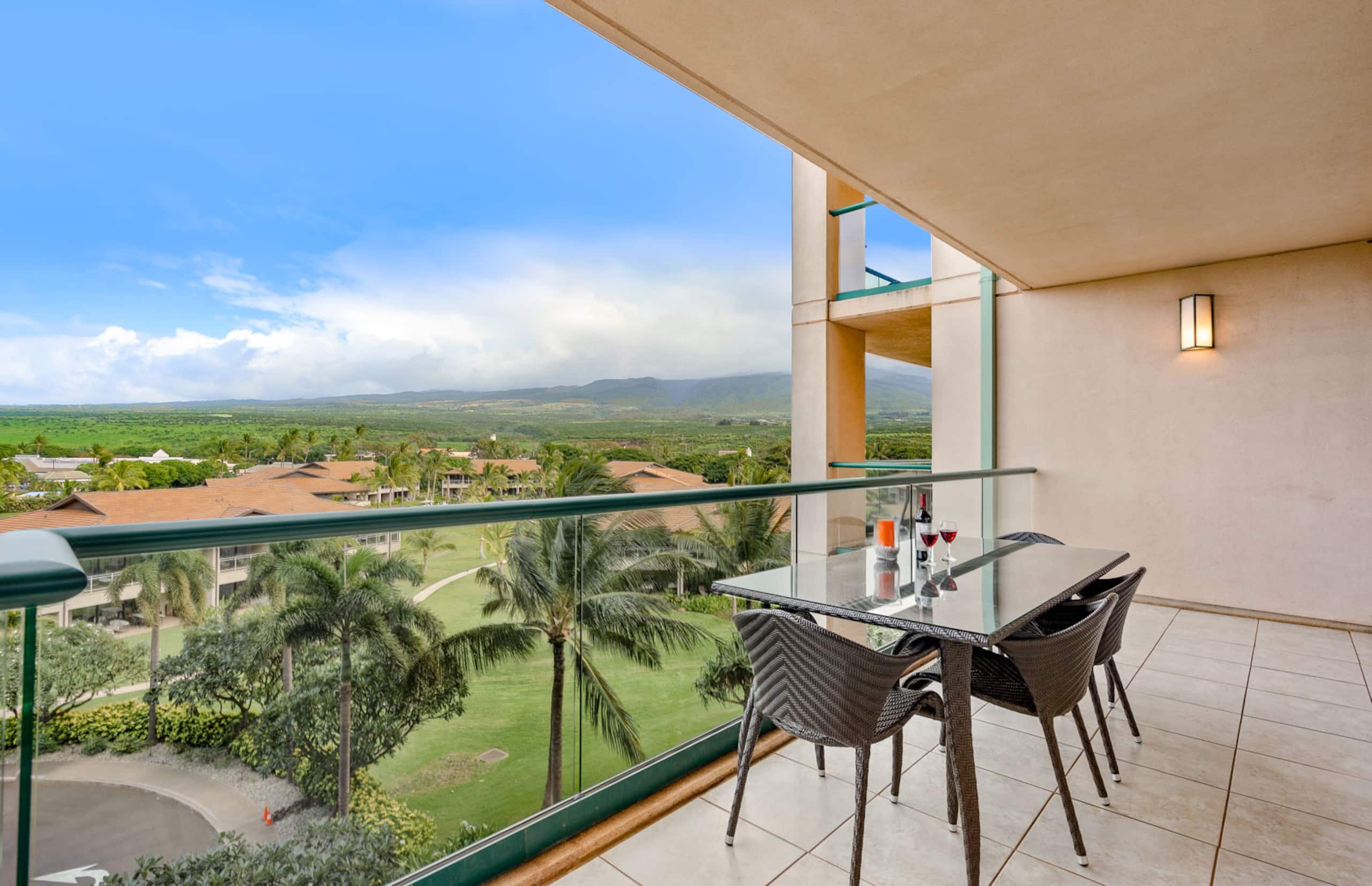 Condo in Lahaina · ★4.47 · 1 bedroom · 2 beds · 1 bath - Image 1