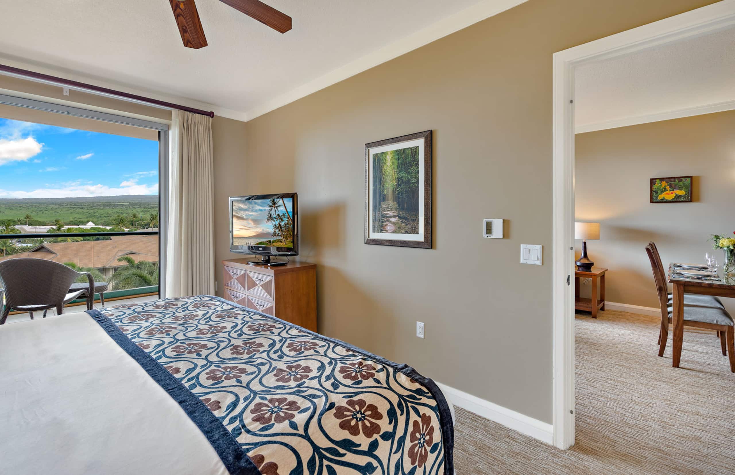 Condo in Lahaina · ★4.47 · 1 bedroom · 2 beds · 1 bath - Image 12