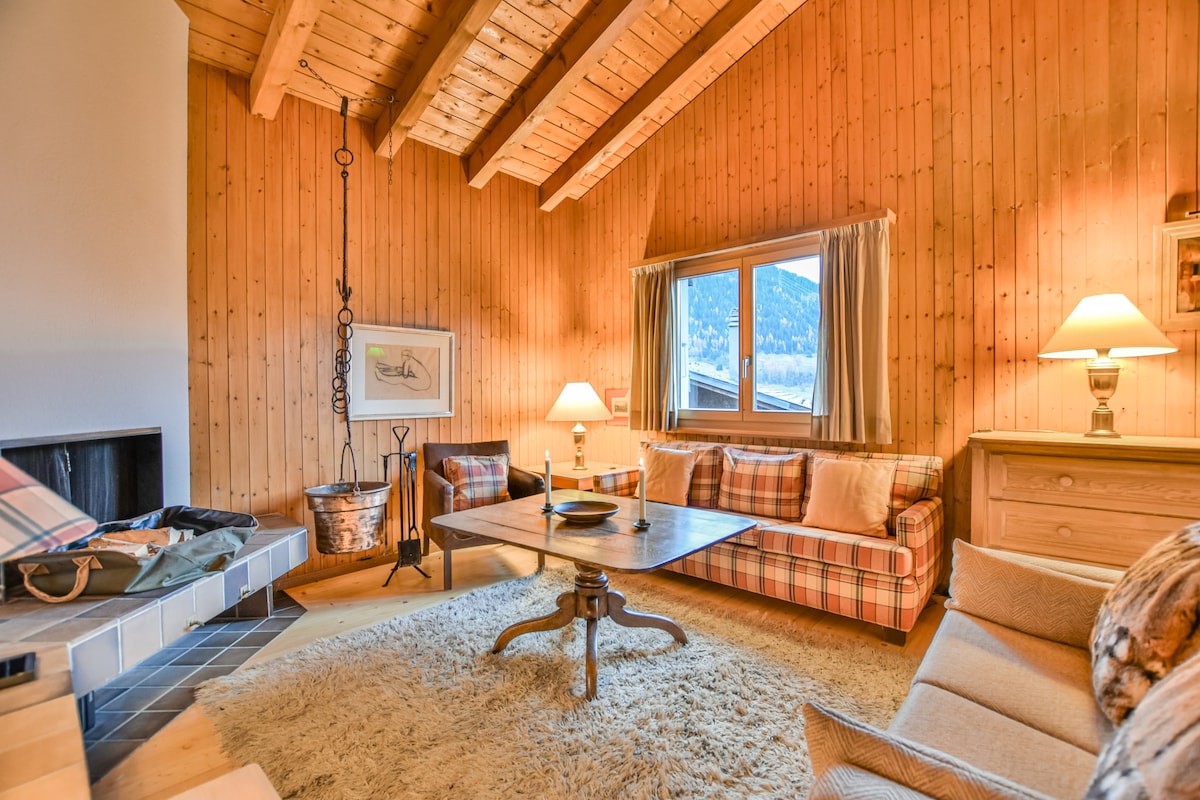 Popular Airbnb listing: Chalet Arnica in Fiesch