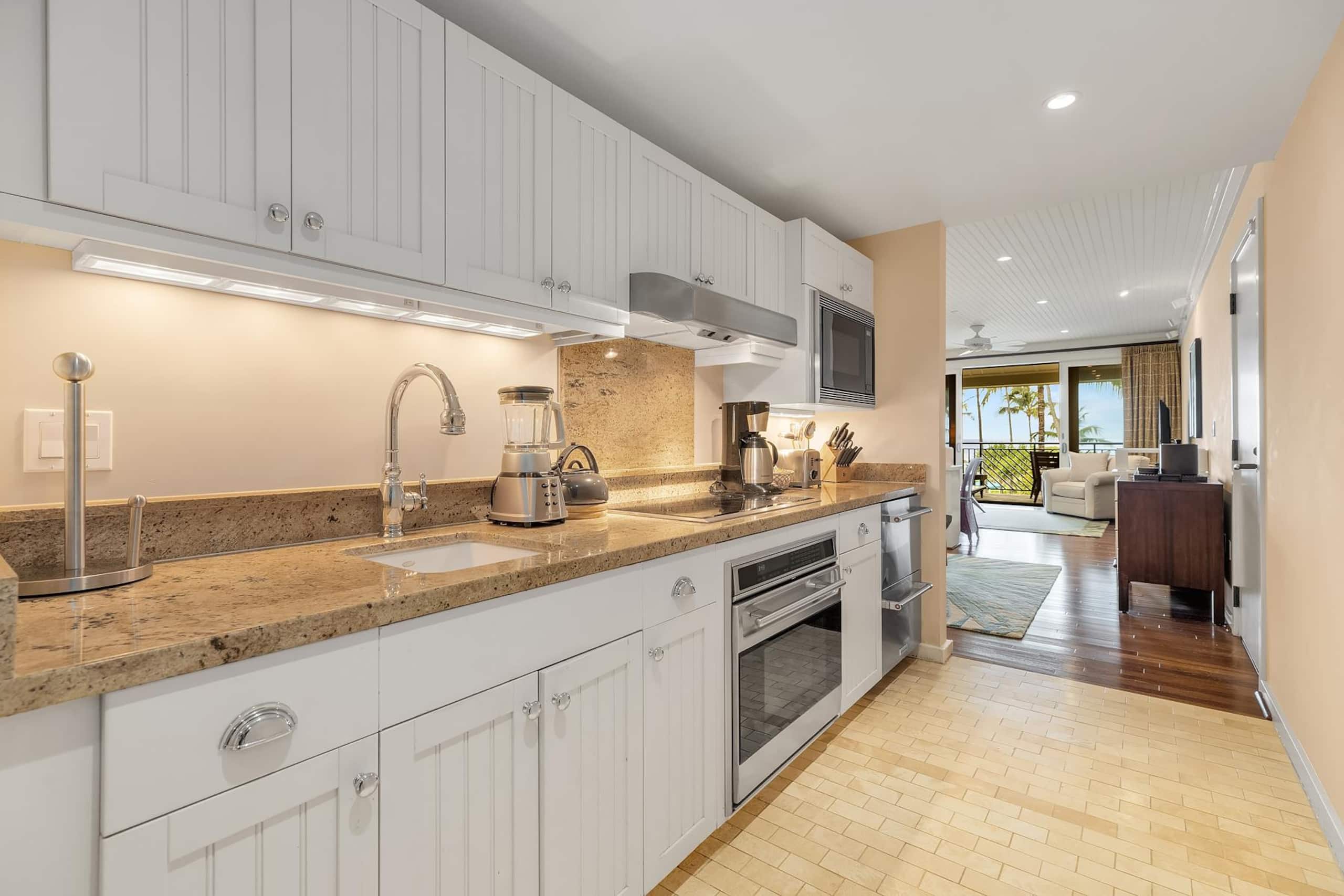 Villa in Kahuku · ★4.88 · Studio · 2 beds · 1 private bath - Image 6