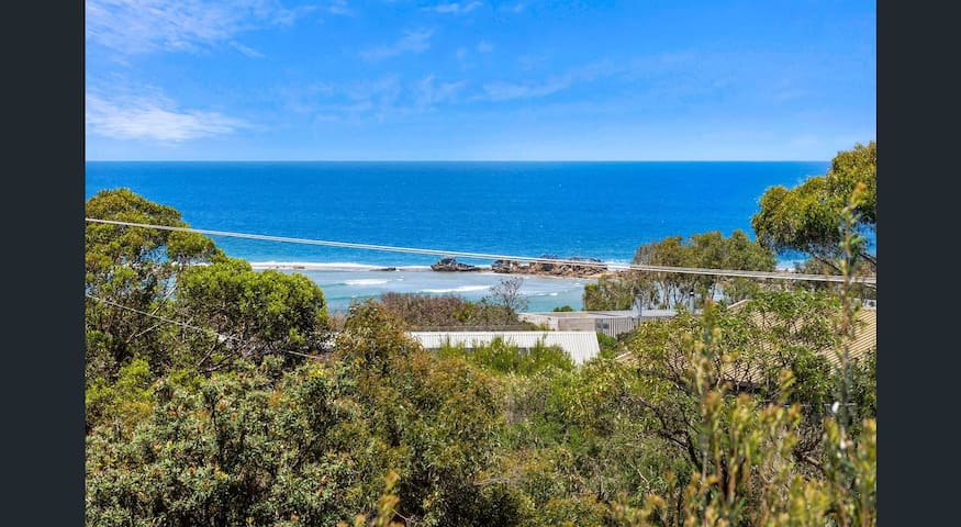 Roadknight Seventh Beach House