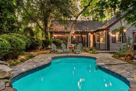 Your Private Clubhouse w/ Golf Simulator and Pool