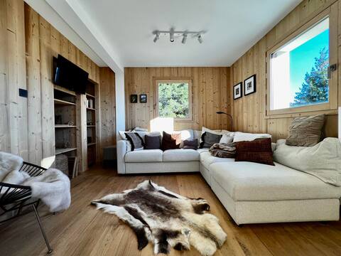 Superb chalet facing the mountains close to slopes