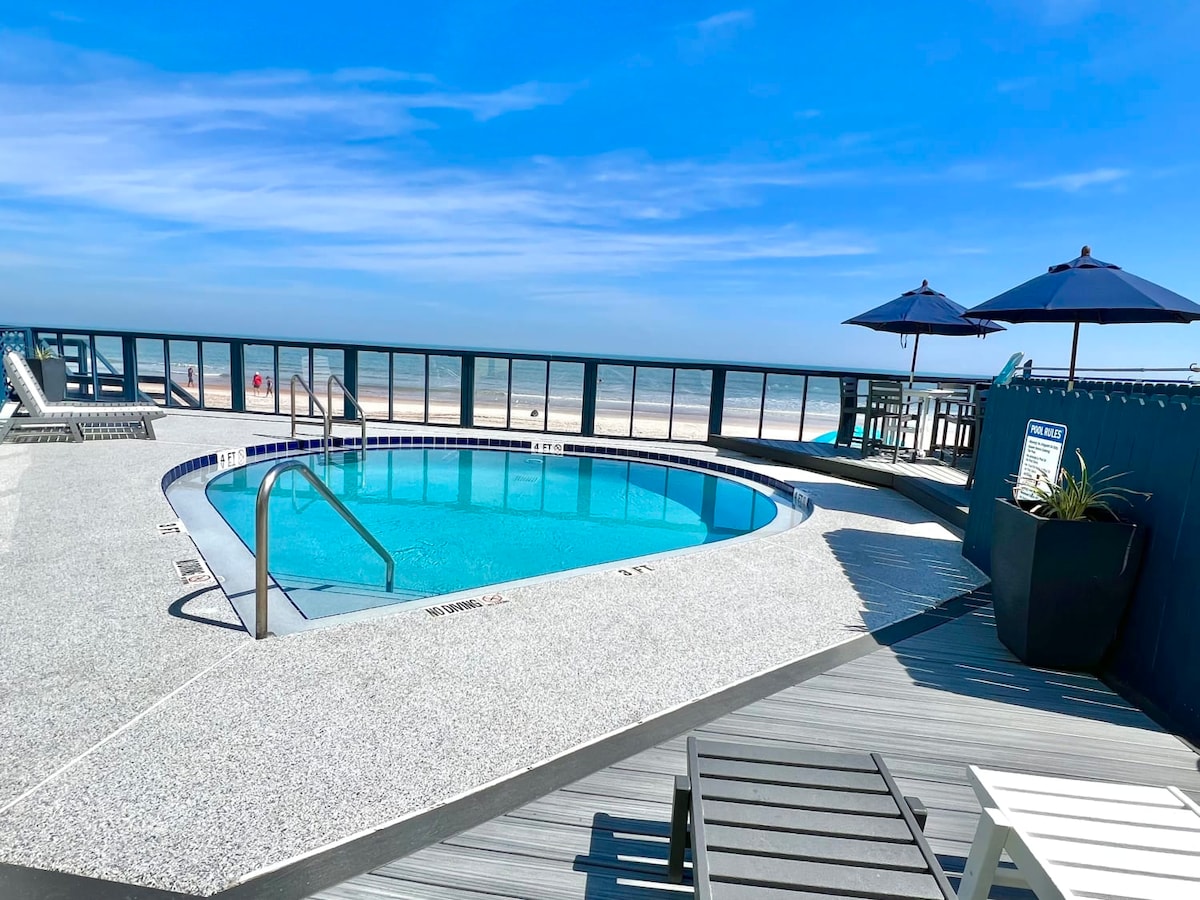 Symphony Beach Club