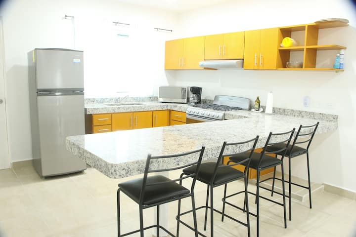 Condominio En Primer Piso Cerca De La Playa - Puerto Morelos