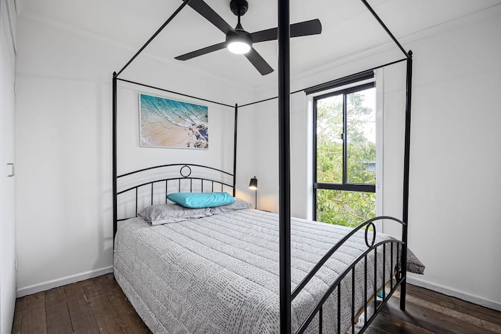 საძინებელი 4