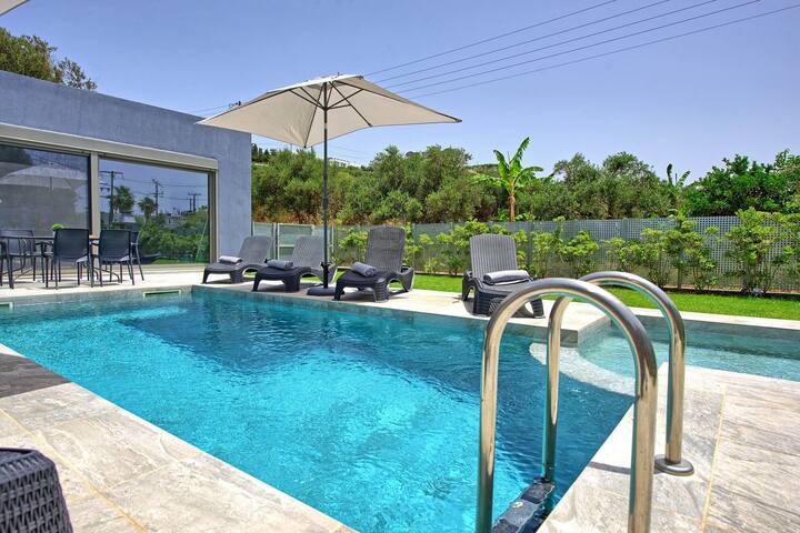 Villa ampela – holiday villa rental near the sea w gallery image 5