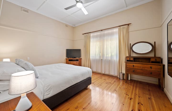 غرفة النوم 1