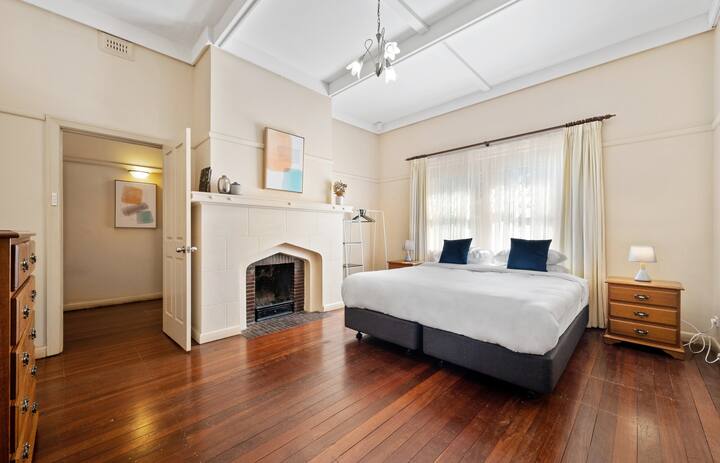 غرفة النوم 2