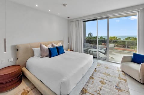 Stunning Eagle Beach Condo | O Condo 23 by Bocobay