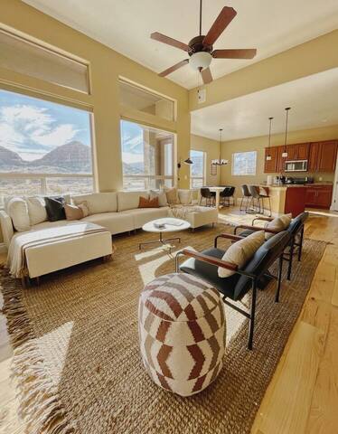 Bedscape Stays managed Airbnb listing 1