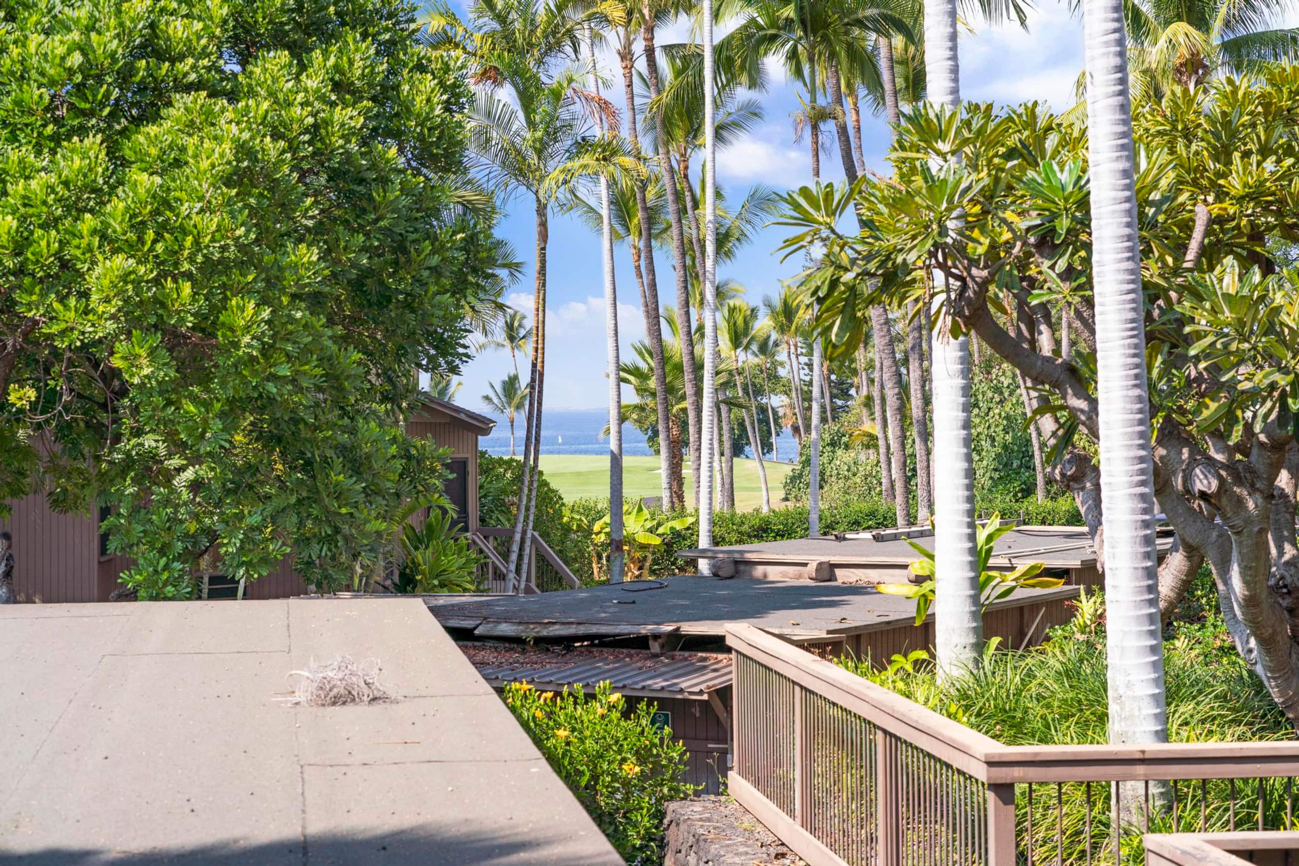 Condo in Kailua-Kona · ★4.63 · 2 bedrooms · 2 beds · 2 baths - Image 38