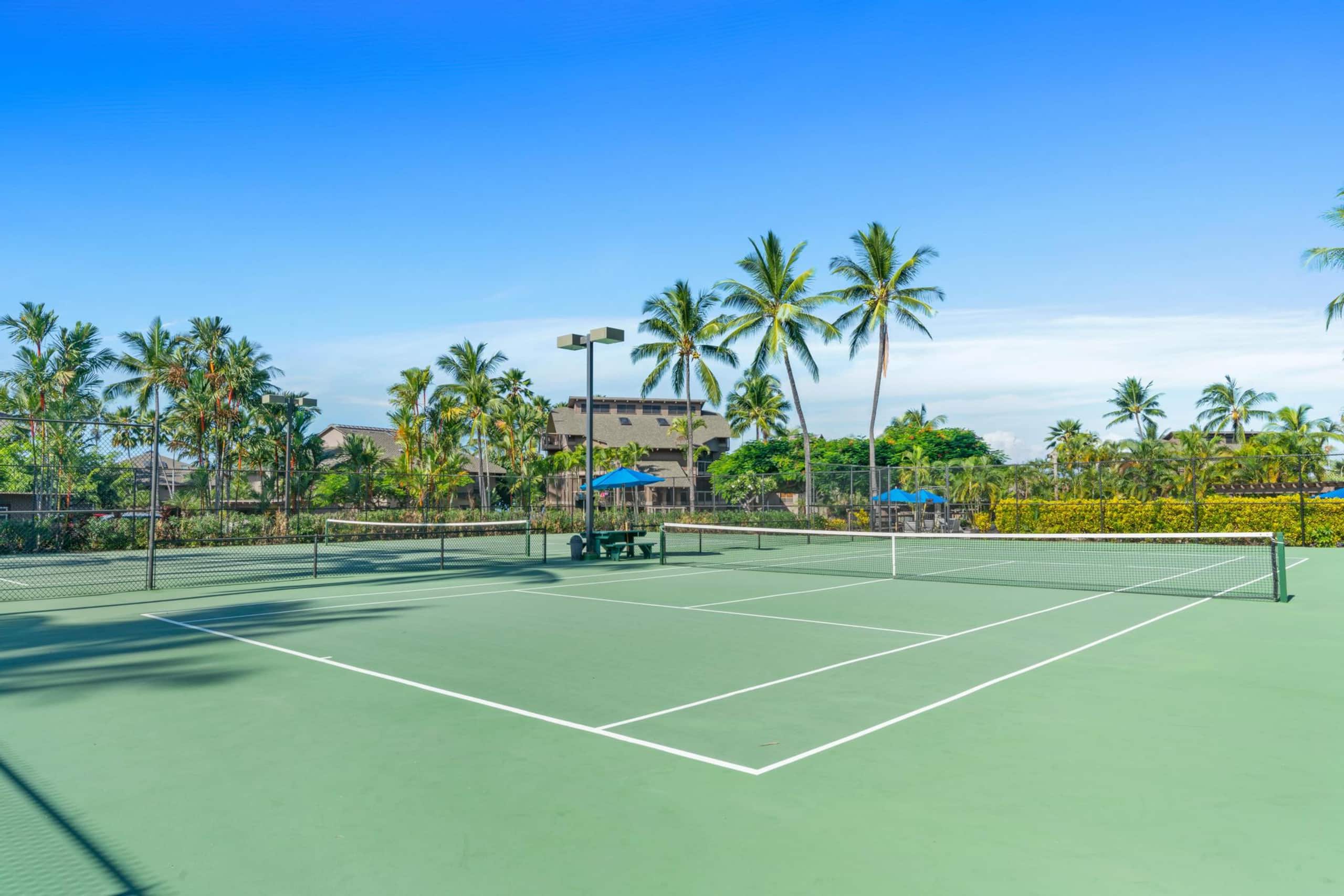 Condo in Kailua-Kona · ★4.63 · 2 bedrooms · 2 beds · 2 baths - Image 5
