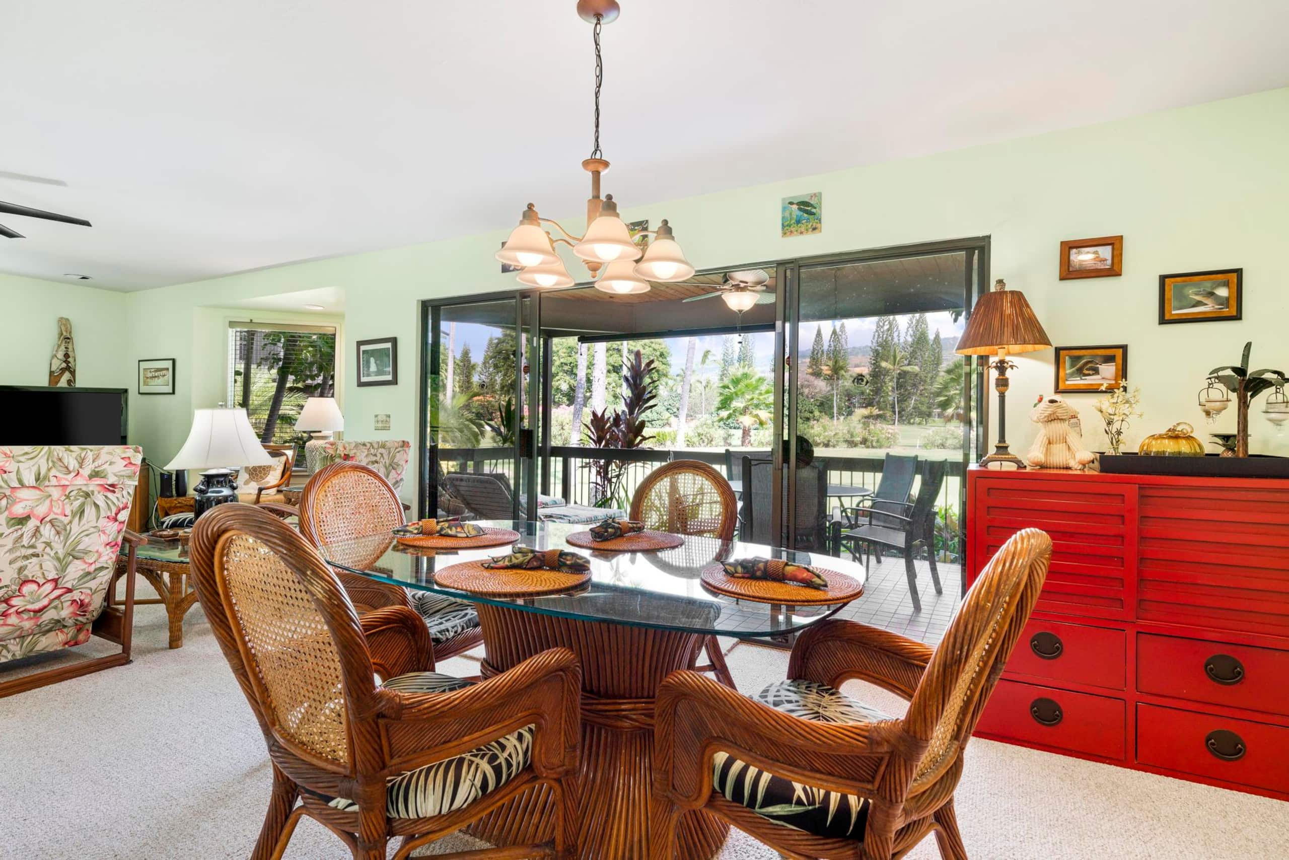 Condo in Kailua-Kona · ★4.63 · 2 bedrooms · 2 beds · 2 baths - Image 13