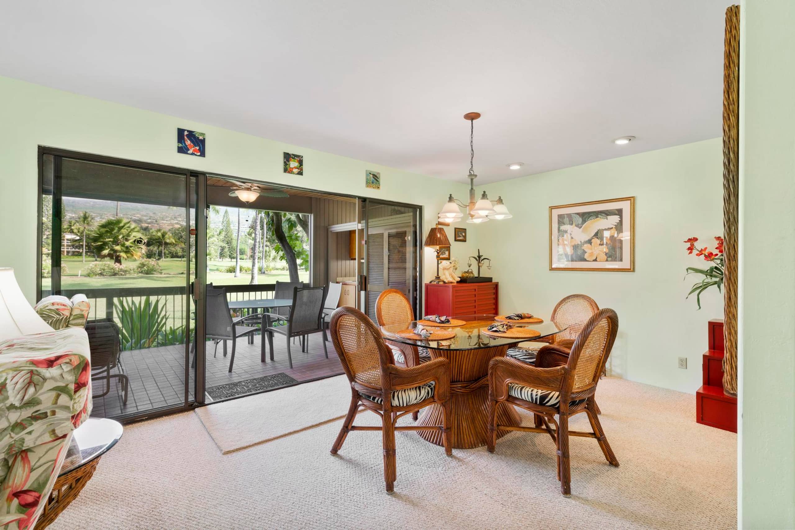 Condo in Kailua-Kona · ★4.63 · 2 bedrooms · 2 beds · 2 baths - Image 16
