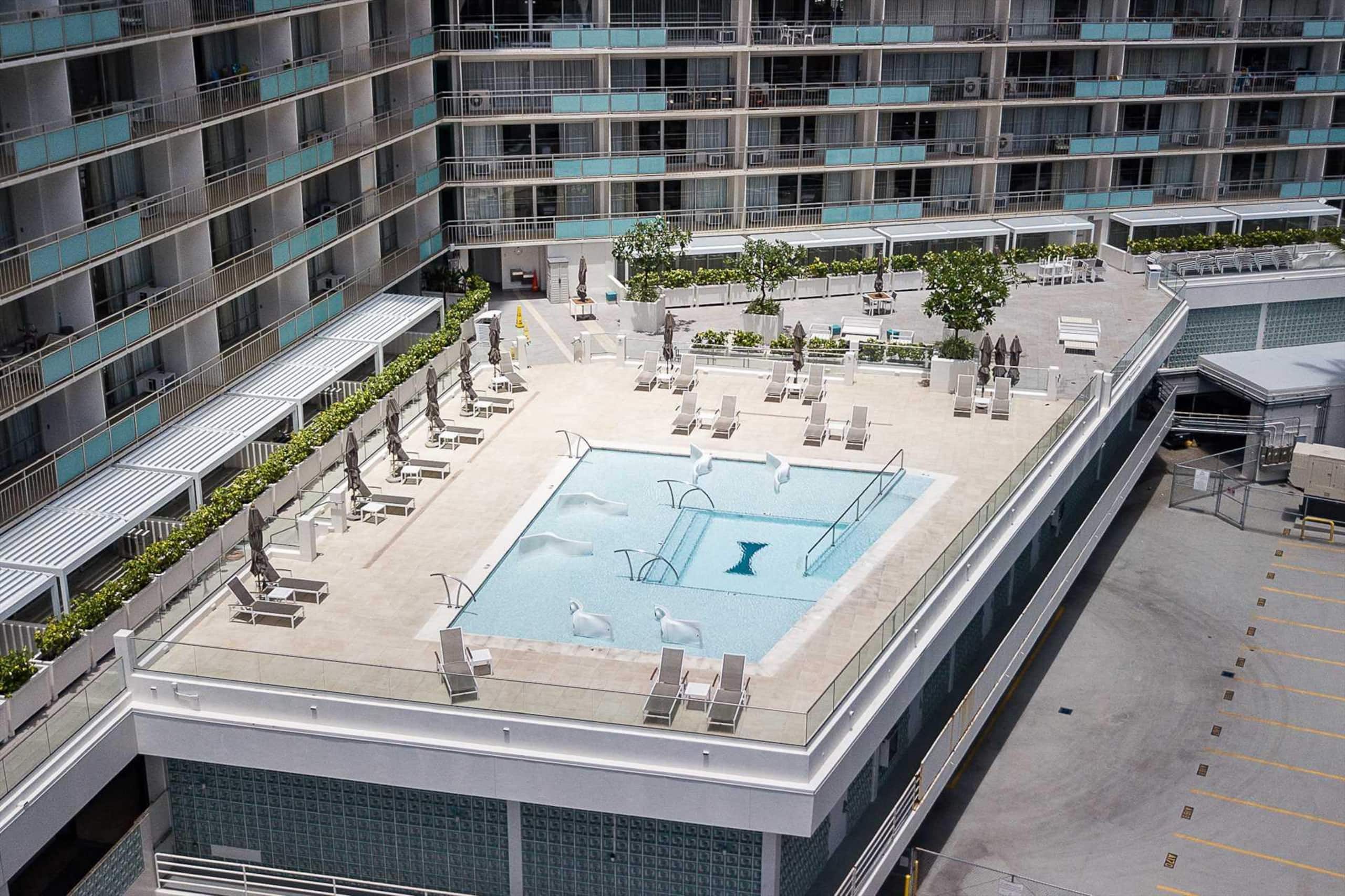 Condo in Honolulu · ★4.63 · 1 bedroom · 2 beds · 1 private bath - Image 26