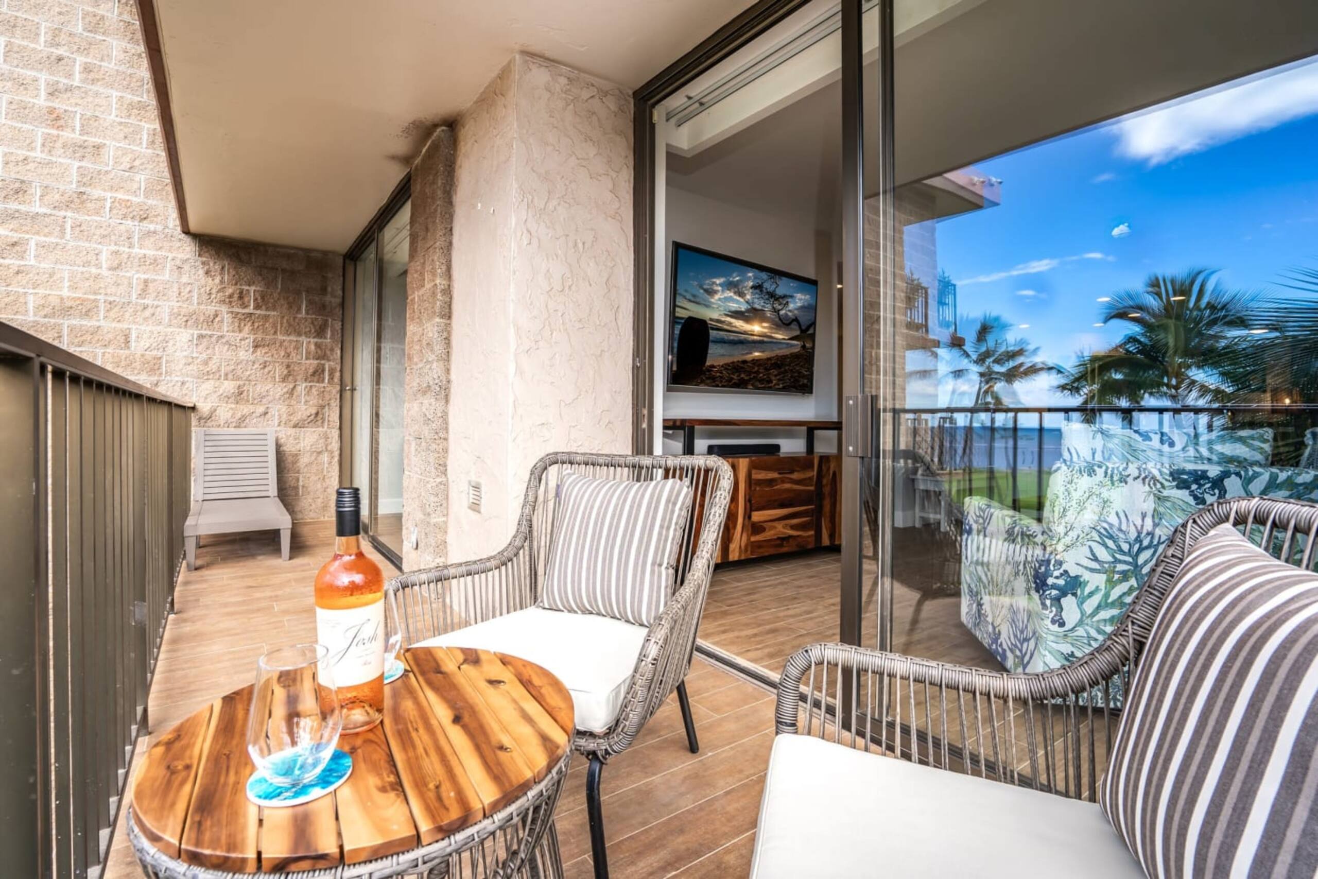 Condo in Kihei · ★4.95 · 1 bedroom · 2 beds · 1 private bath - Image 28