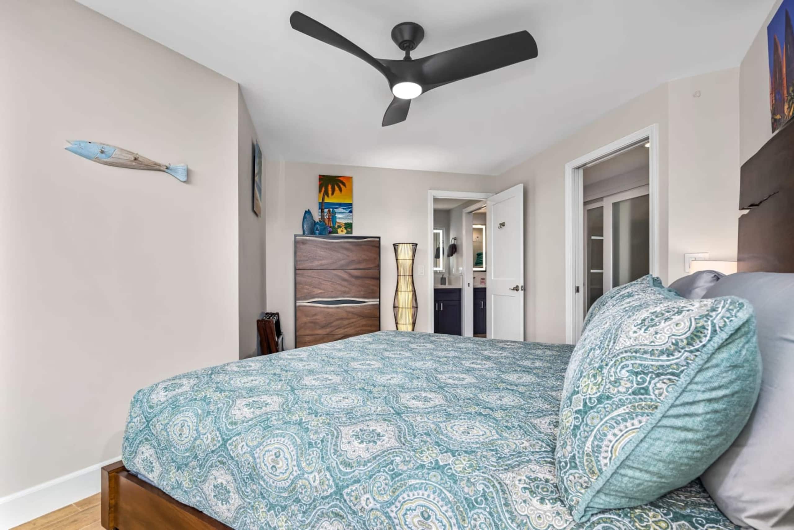 Condo in Kihei · ★4.95 · 1 bedroom · 2 beds · 1 private bath - Image 18