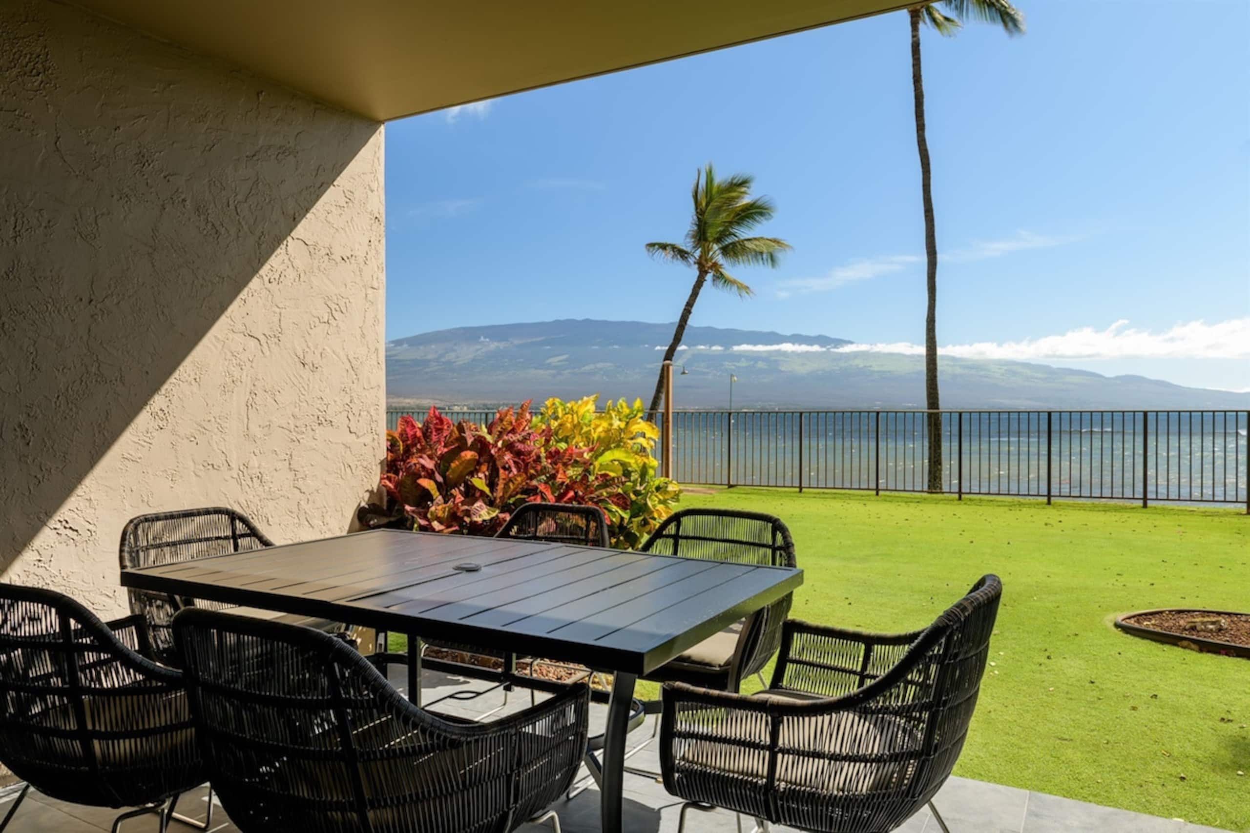 Condo in Wailuku · ★4.93 · 3 bedrooms · 5 beds · 2 private baths - Image 14