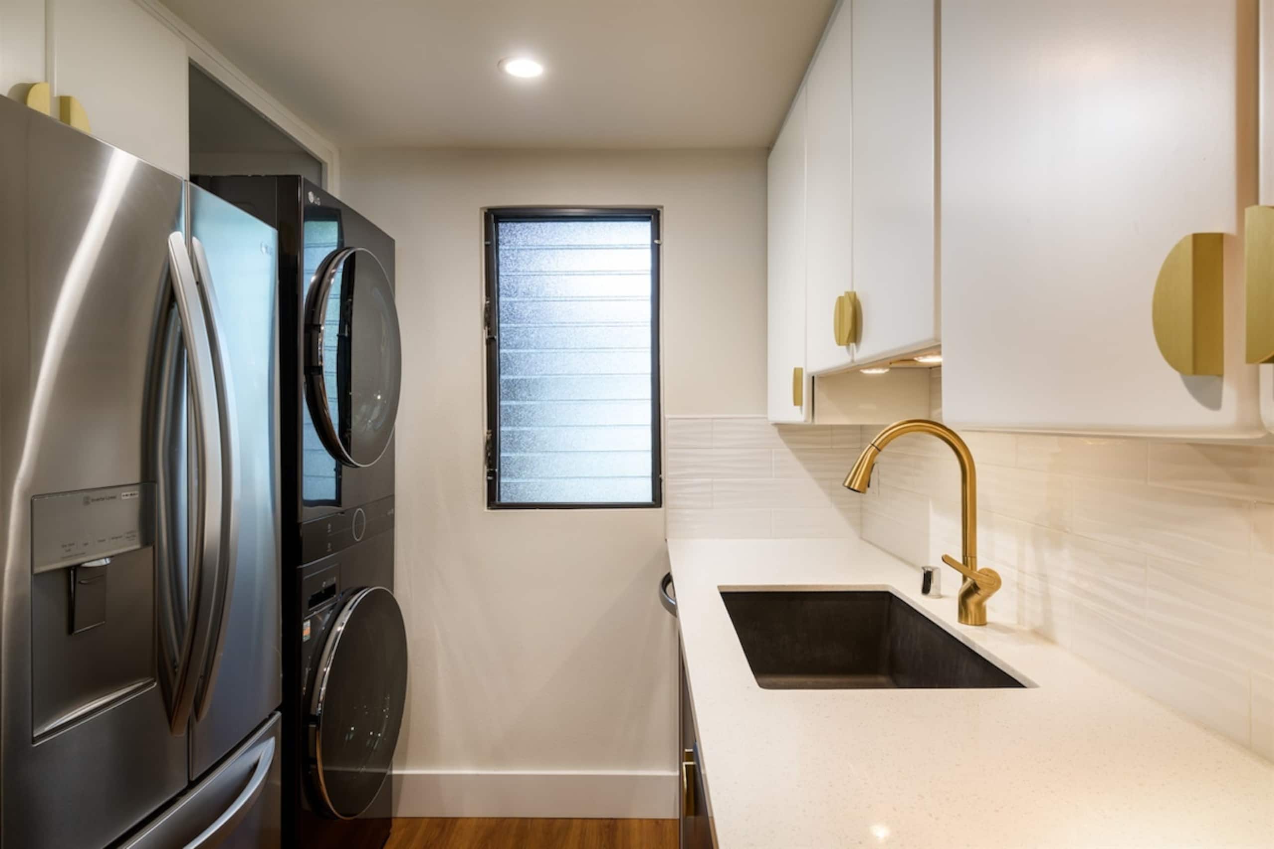 Condo in Wailuku · ★4.93 · 3 bedrooms · 5 beds · 2 private baths - Image 12