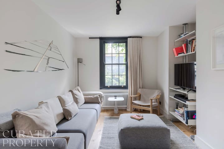 Stylish IslingtonTownhouse with Terrace & Garden